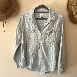 Women’s large Universal Threads flannel